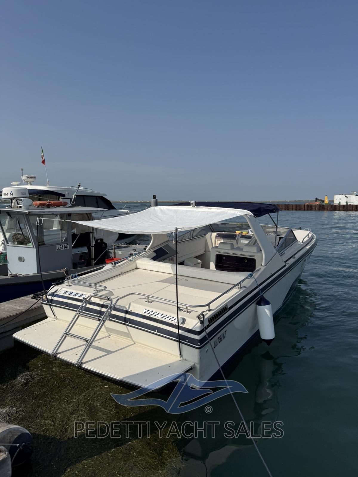 glastron La.Ra.Ya rbr 1100