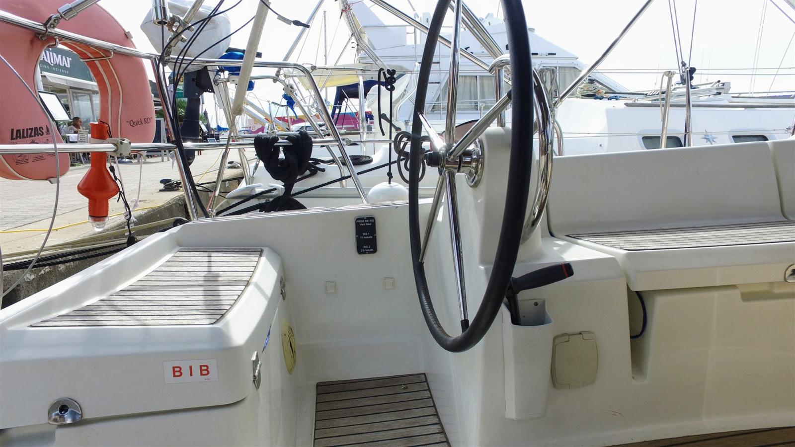 jeanneau Sun odyssey 379