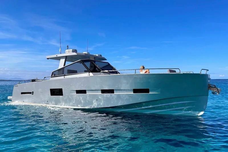 med yachts Med52