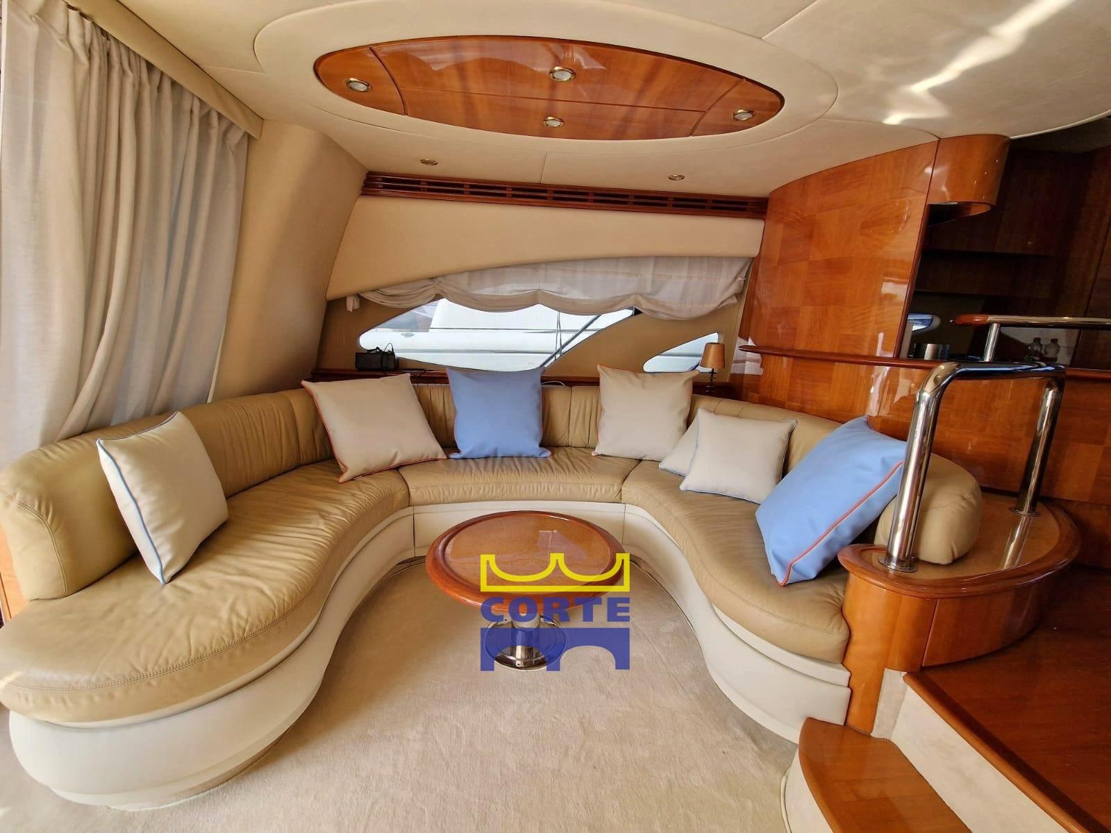 azimut 62