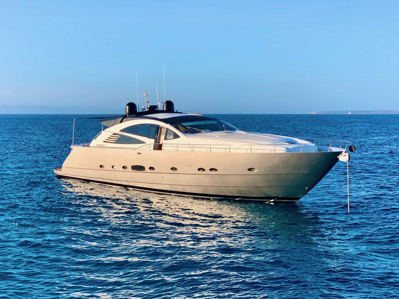 pershing Pershing 76
