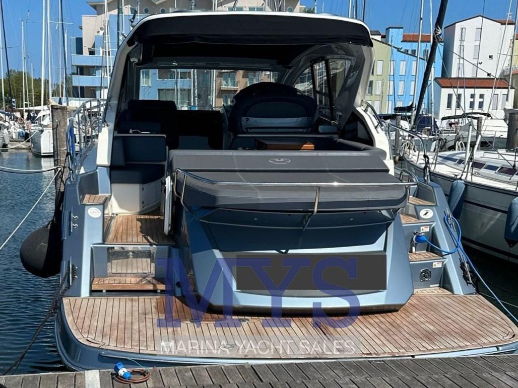 cranchi M44 ht