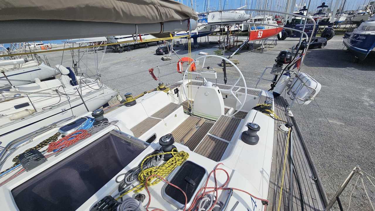 dufour 44 performance