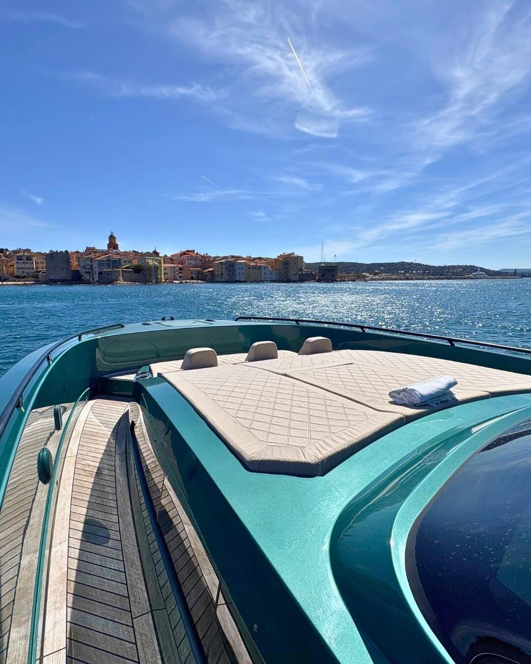 canados Gladiator 493 grand