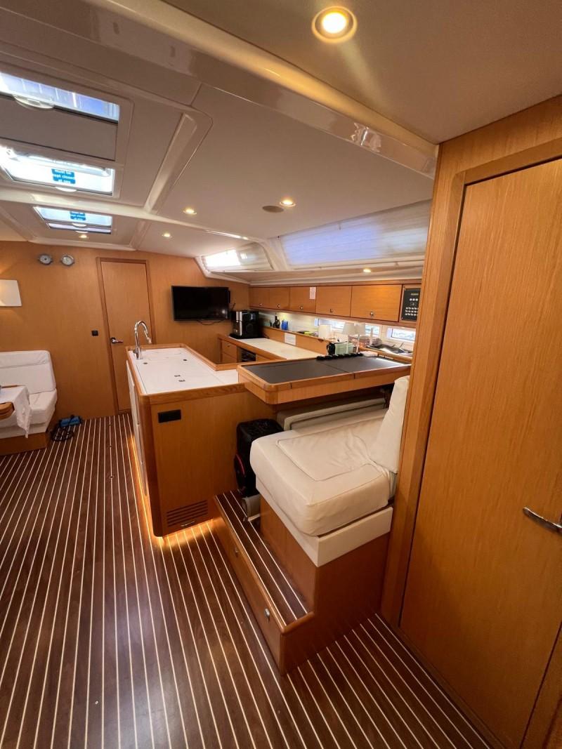 bavaria yachts 56