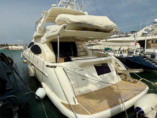 Azimut azimut 68