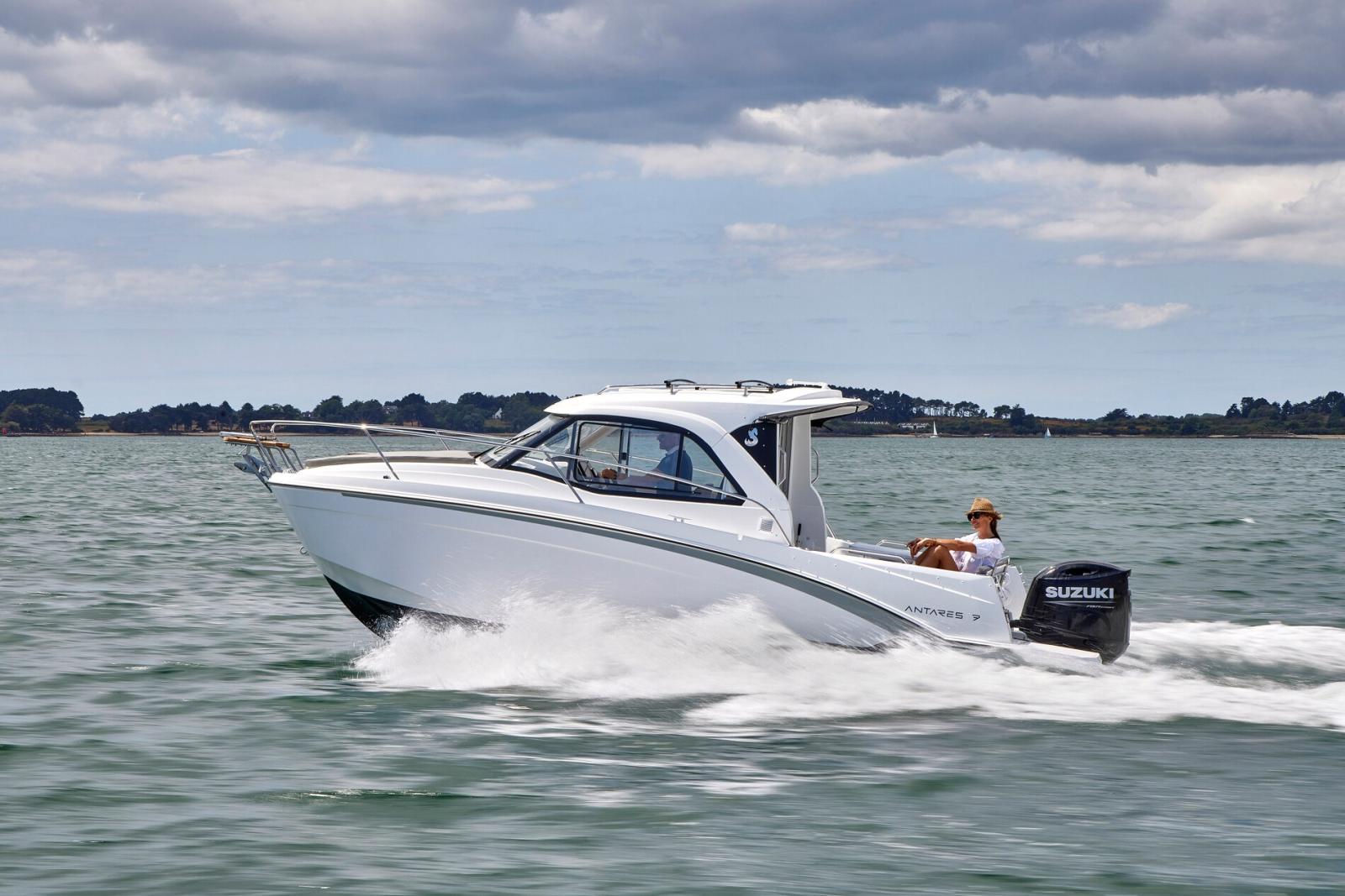 beneteau Antares 7
