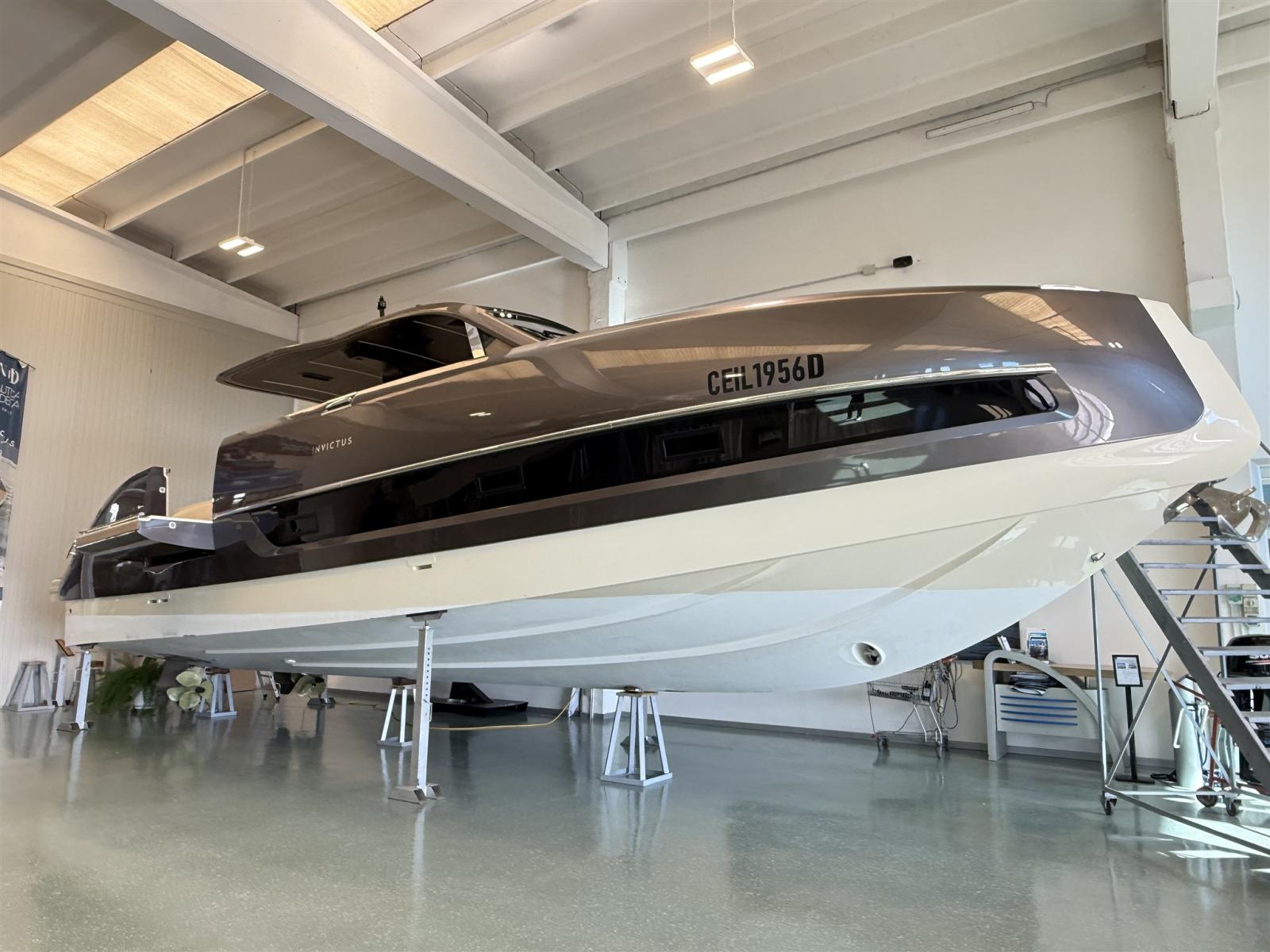 invictus Tt460