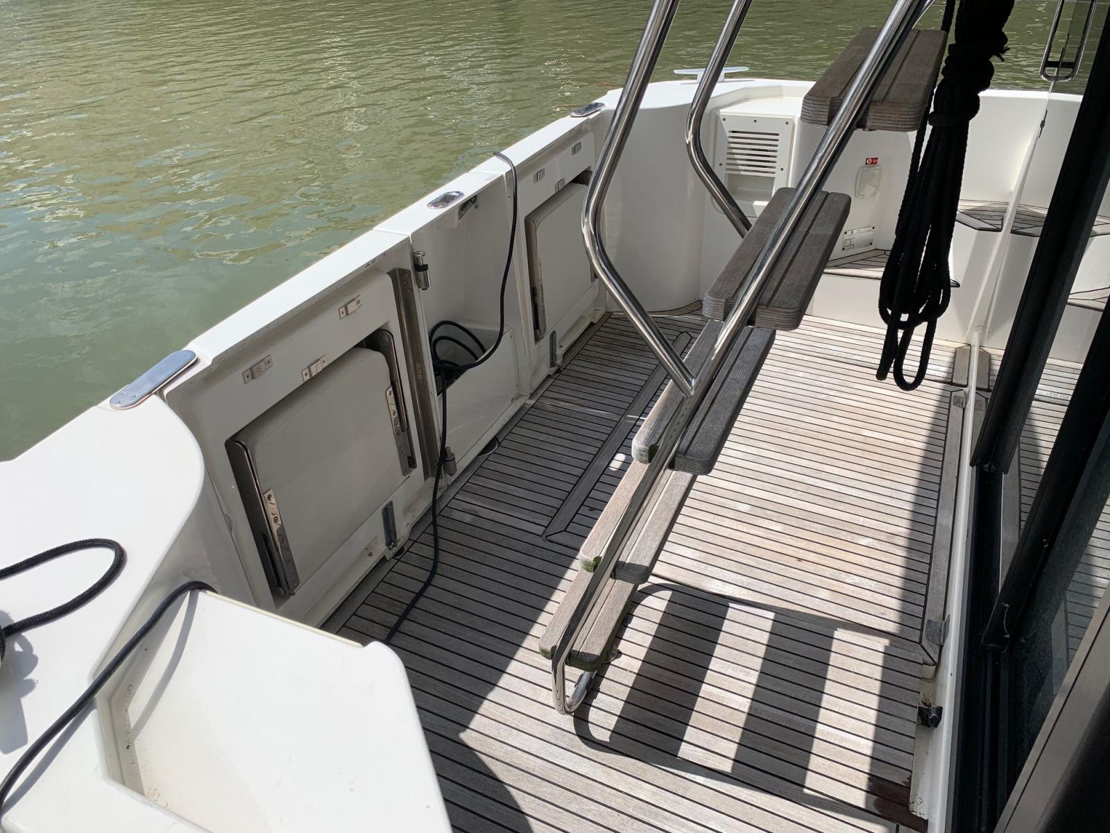 beneteau Swift trawler 30