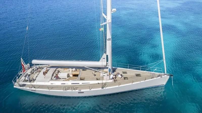 c.n. yacht 2000 Felci 71