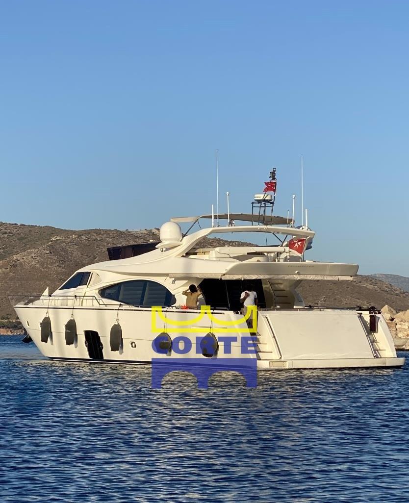ferretti yachts 780