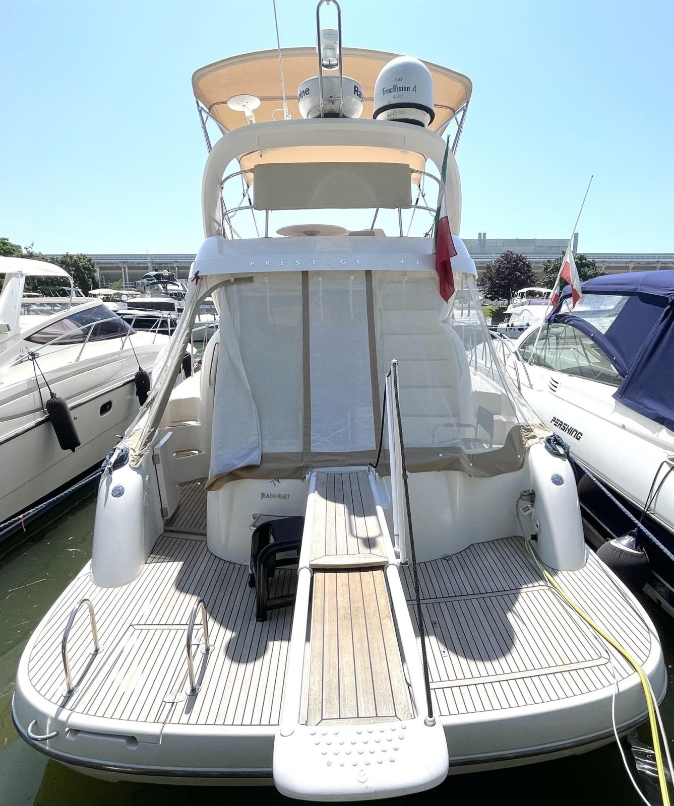jeanneau Prestige 42 fly
