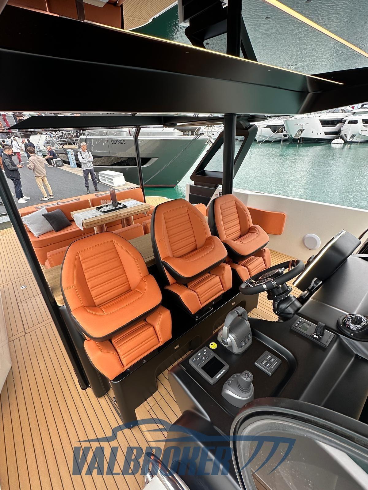 cranchi A46 luxury tender
