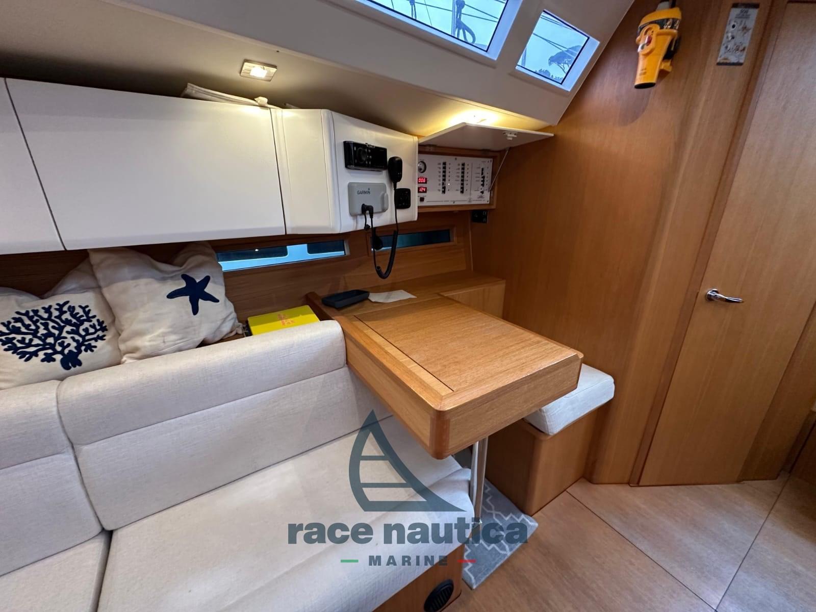 solaris yachts 37