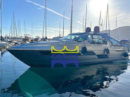 Pershing 5x