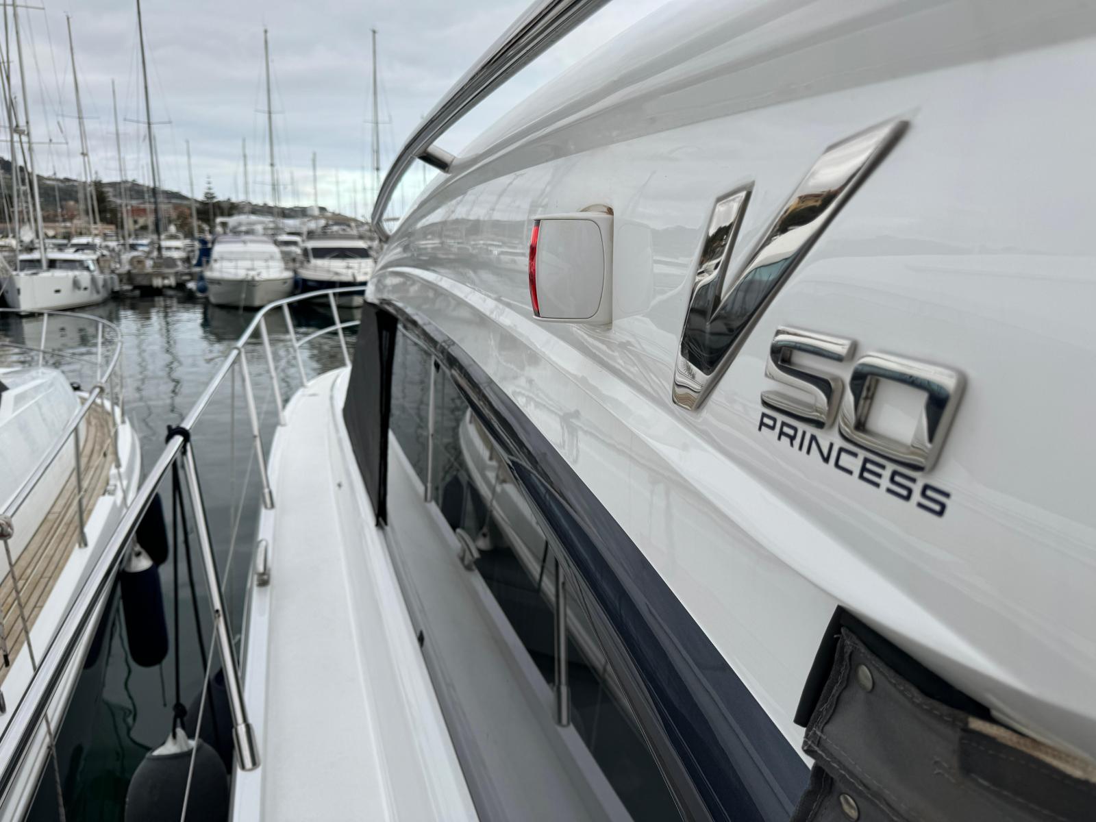 princess V50