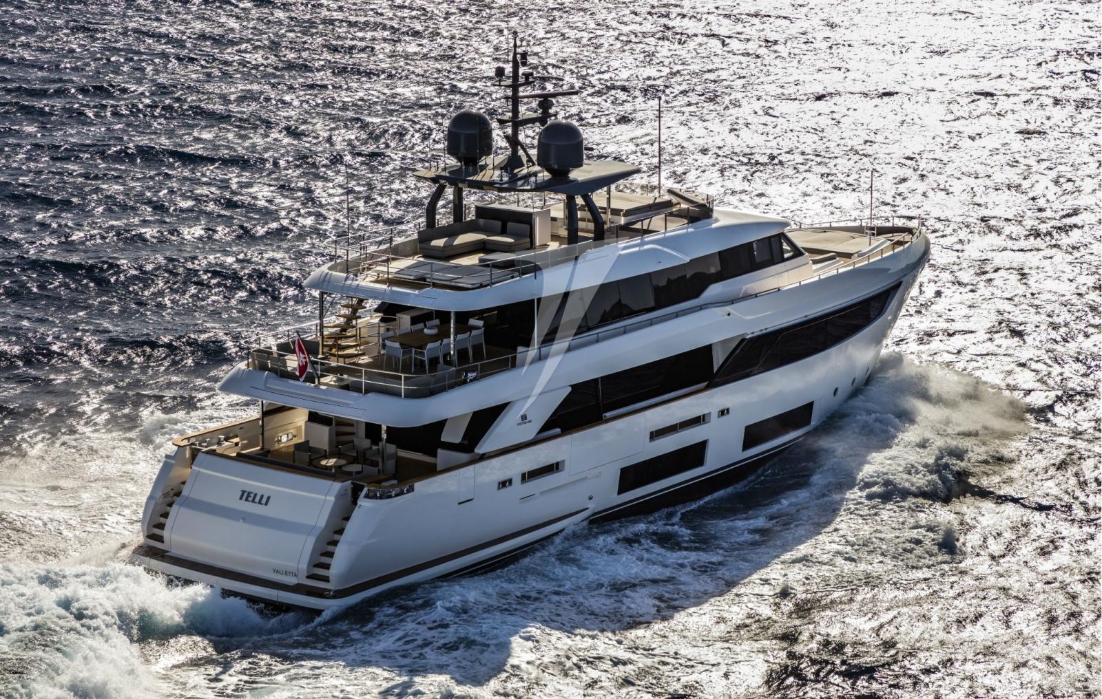 custom line Navetta 33