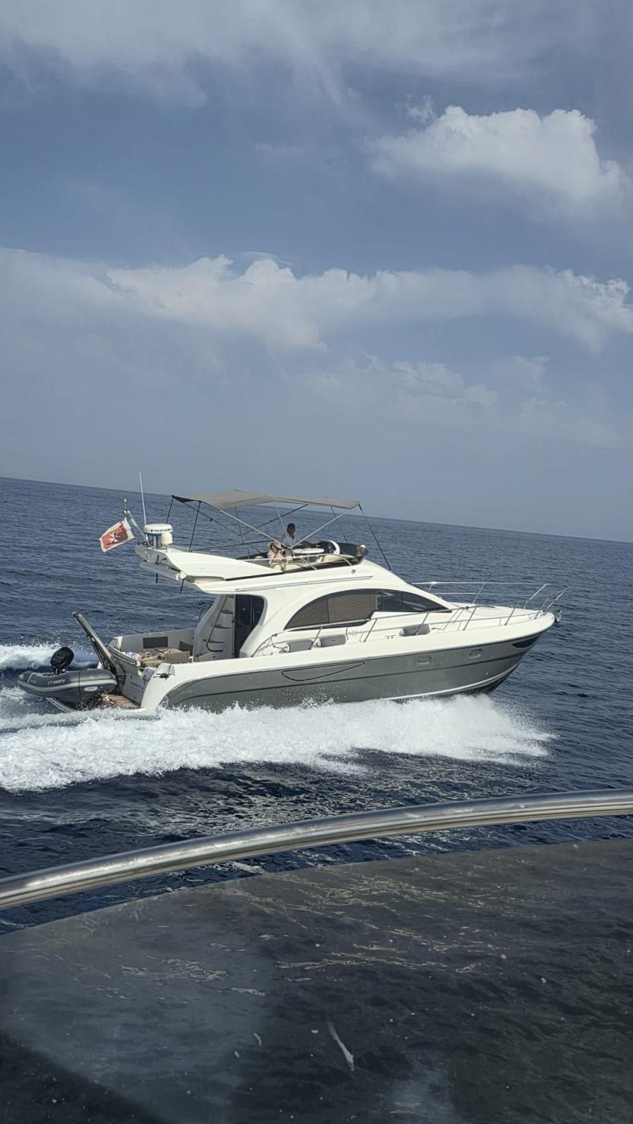 intermare 43 flybridge
