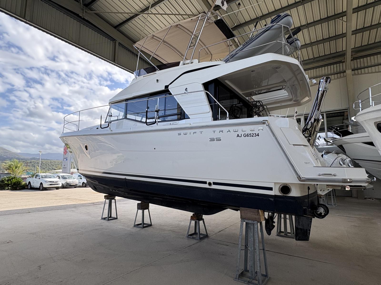 beneteau Swift trawler 35
