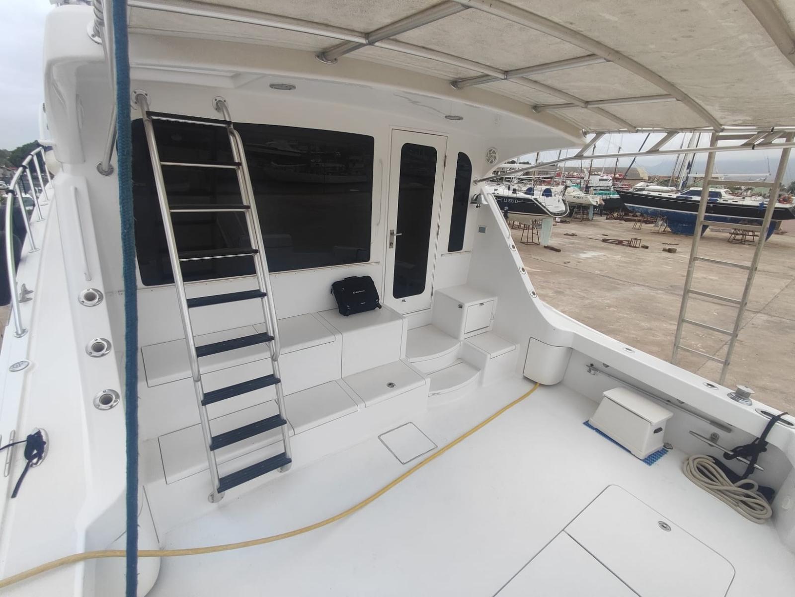 hatteras 54 convertible