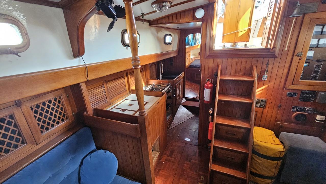 transworld yacht Transworld 41