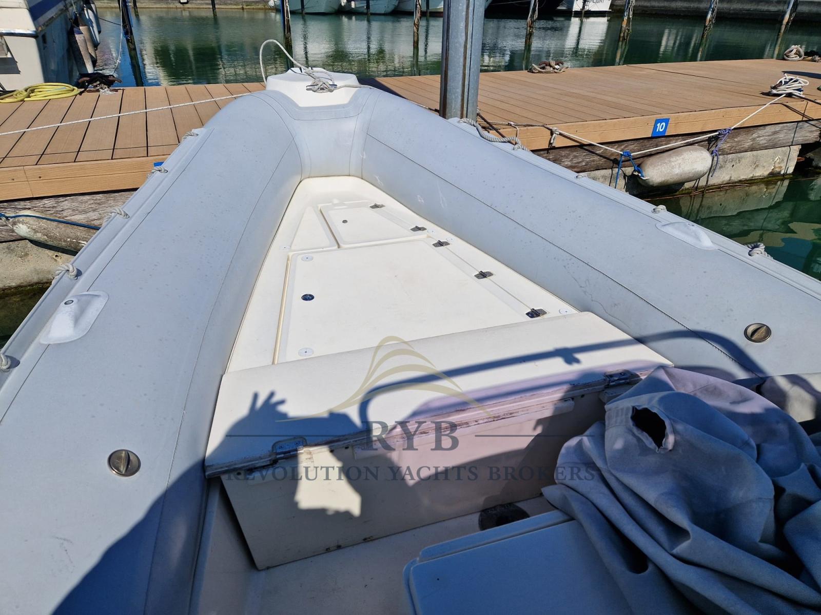 jokerboat Coaster 650