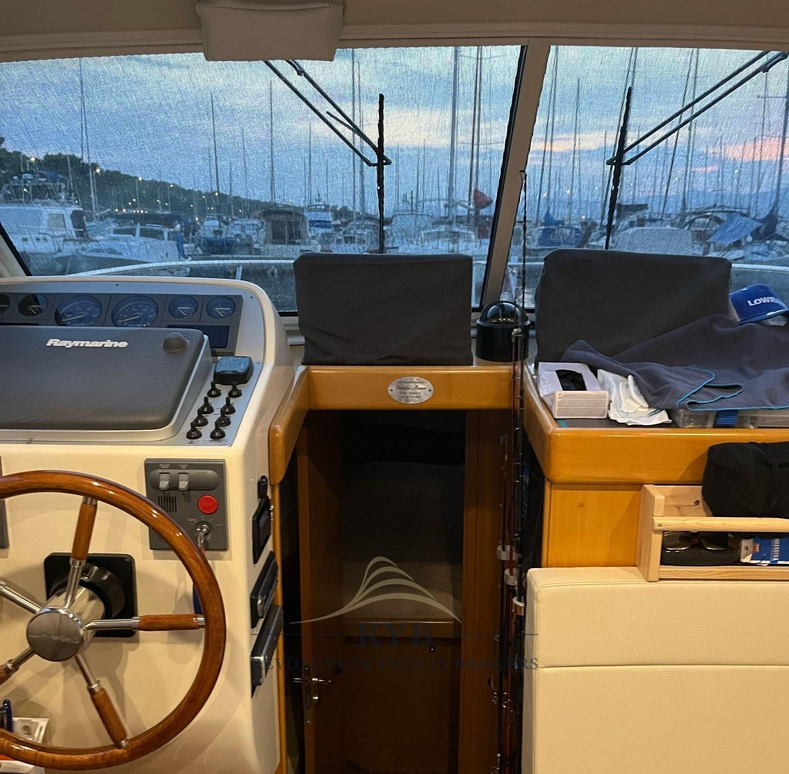 portofino marine 10 fly