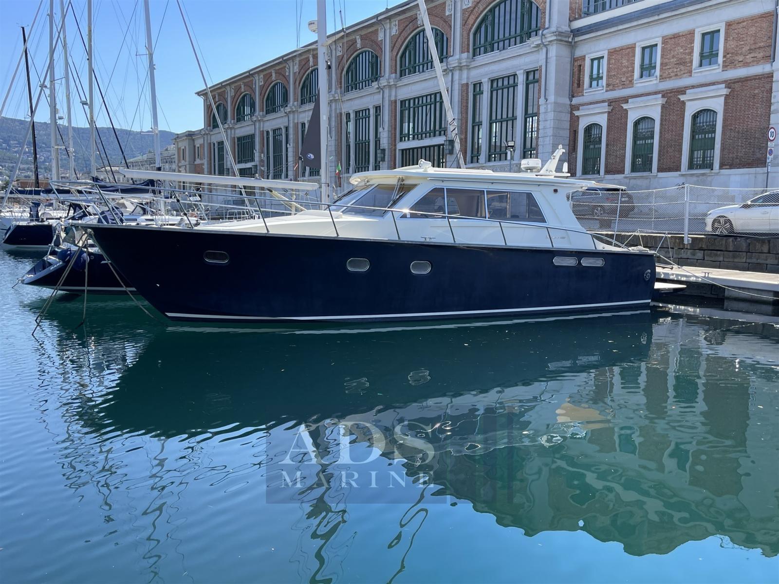 solare 43 lobster