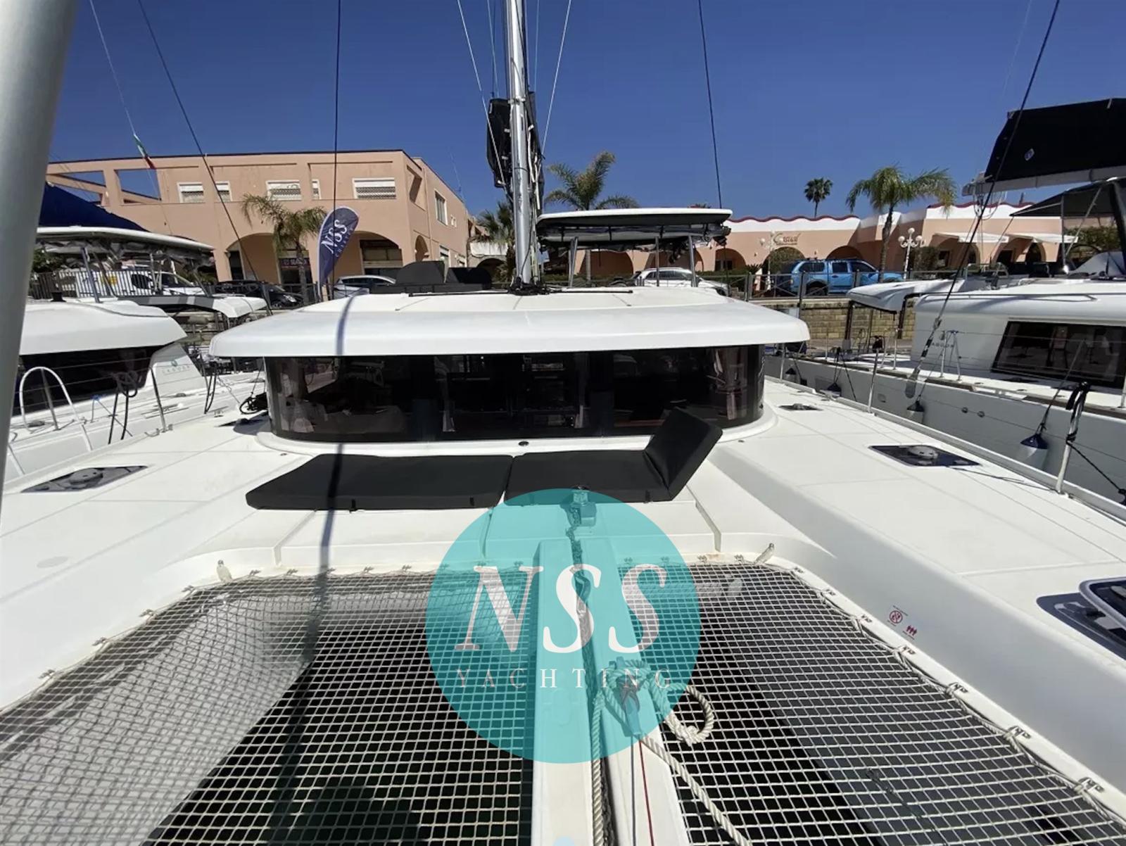 lagoon 42