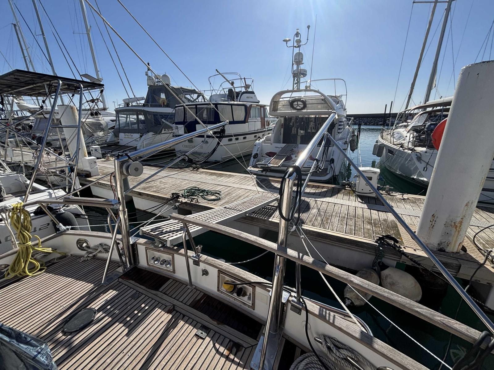 grand banks 42 classic