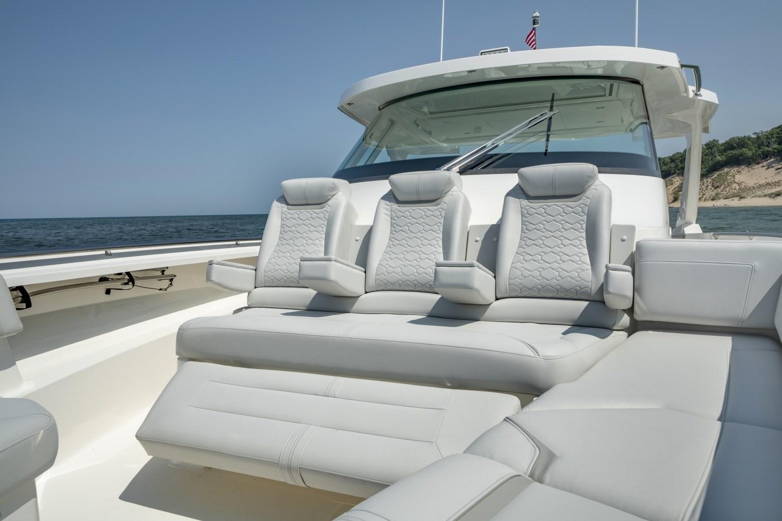 tiara yachts 43ls