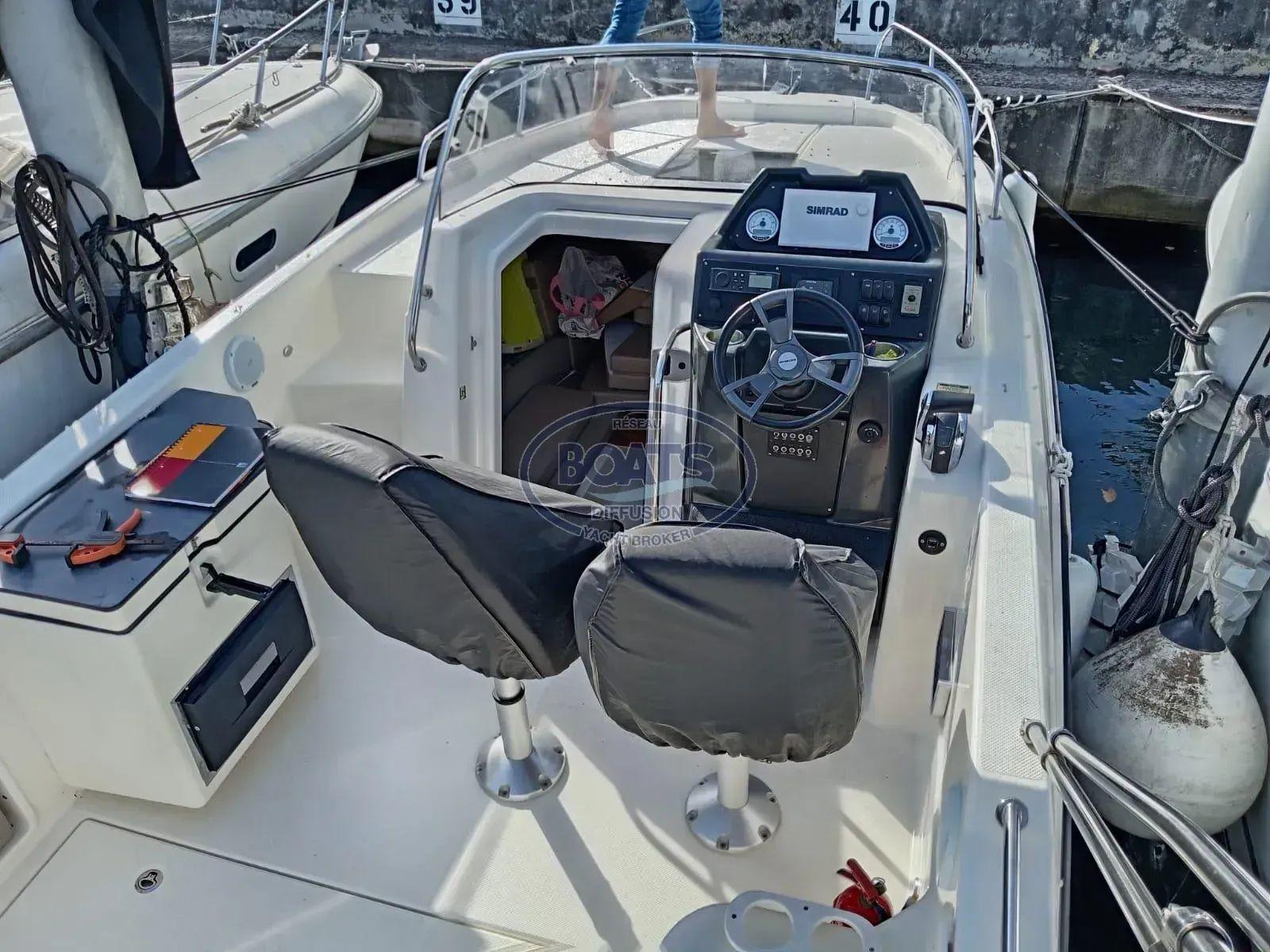 quicksilver 755 sundeck