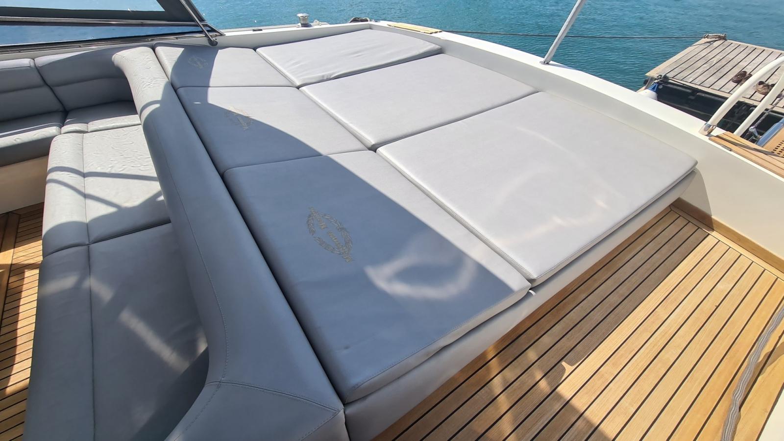 magnum marine 53