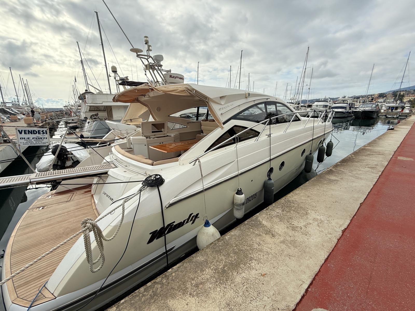 windy boat 44 chinook