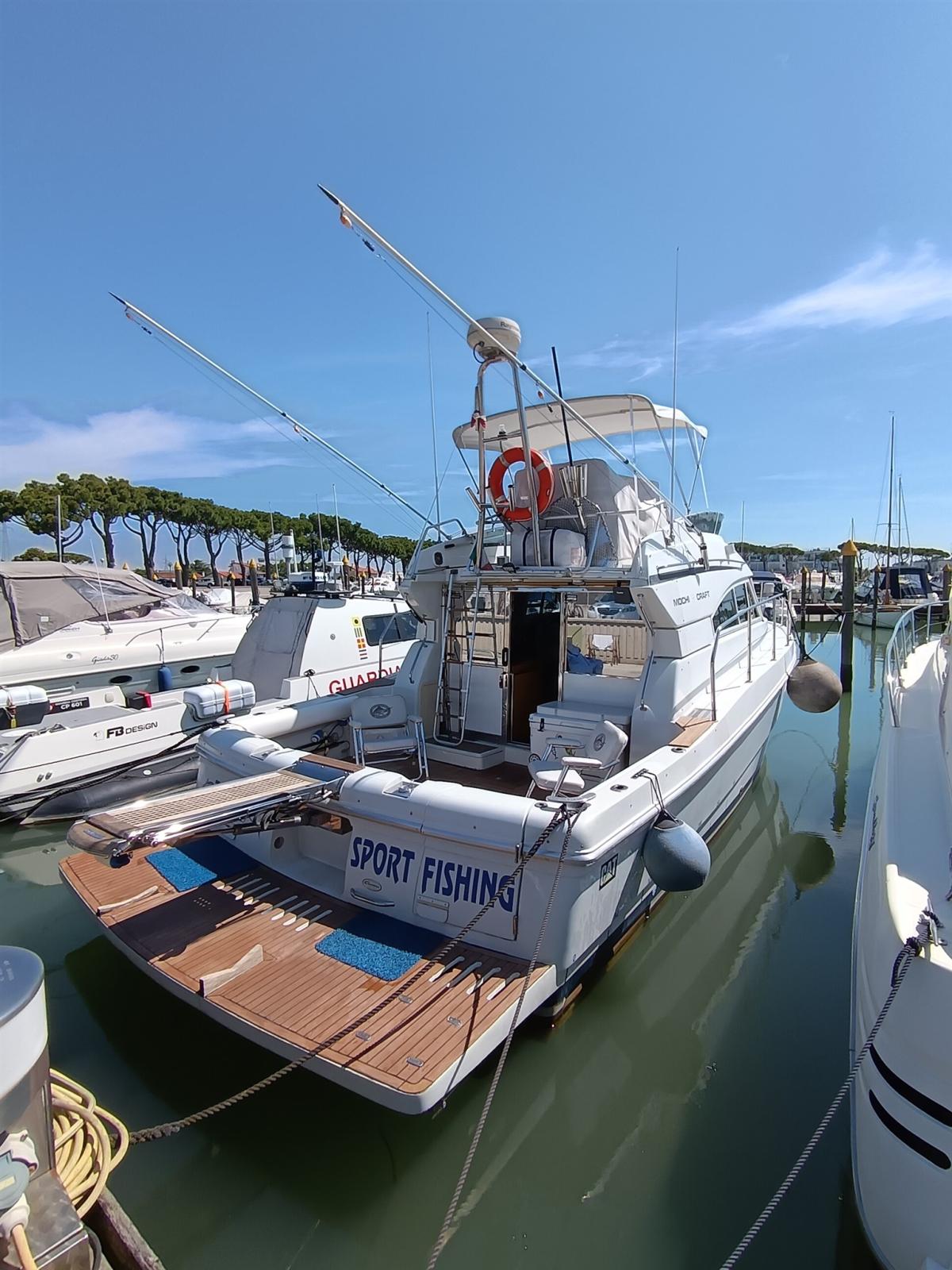 mochi craft Dominator 34 fly fish