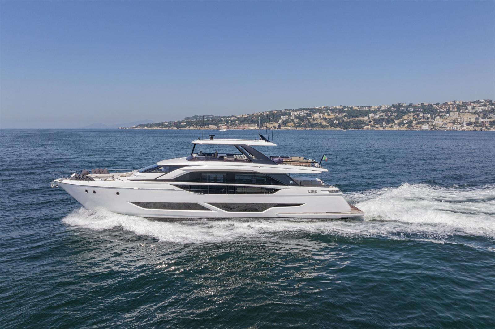 ferretti yachts 860