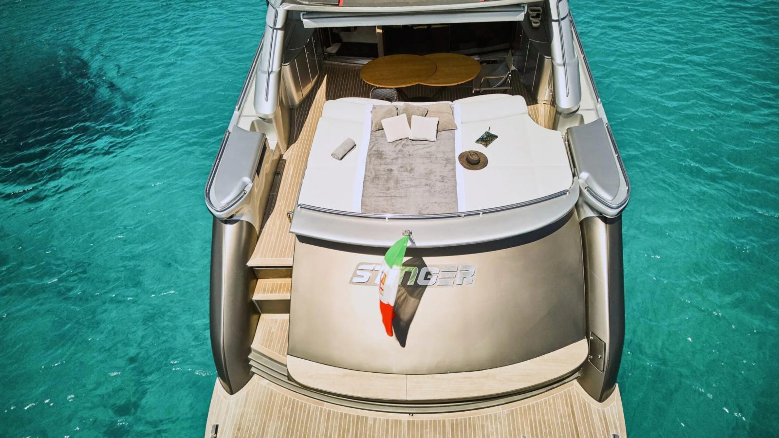 pershing Pershing 76
