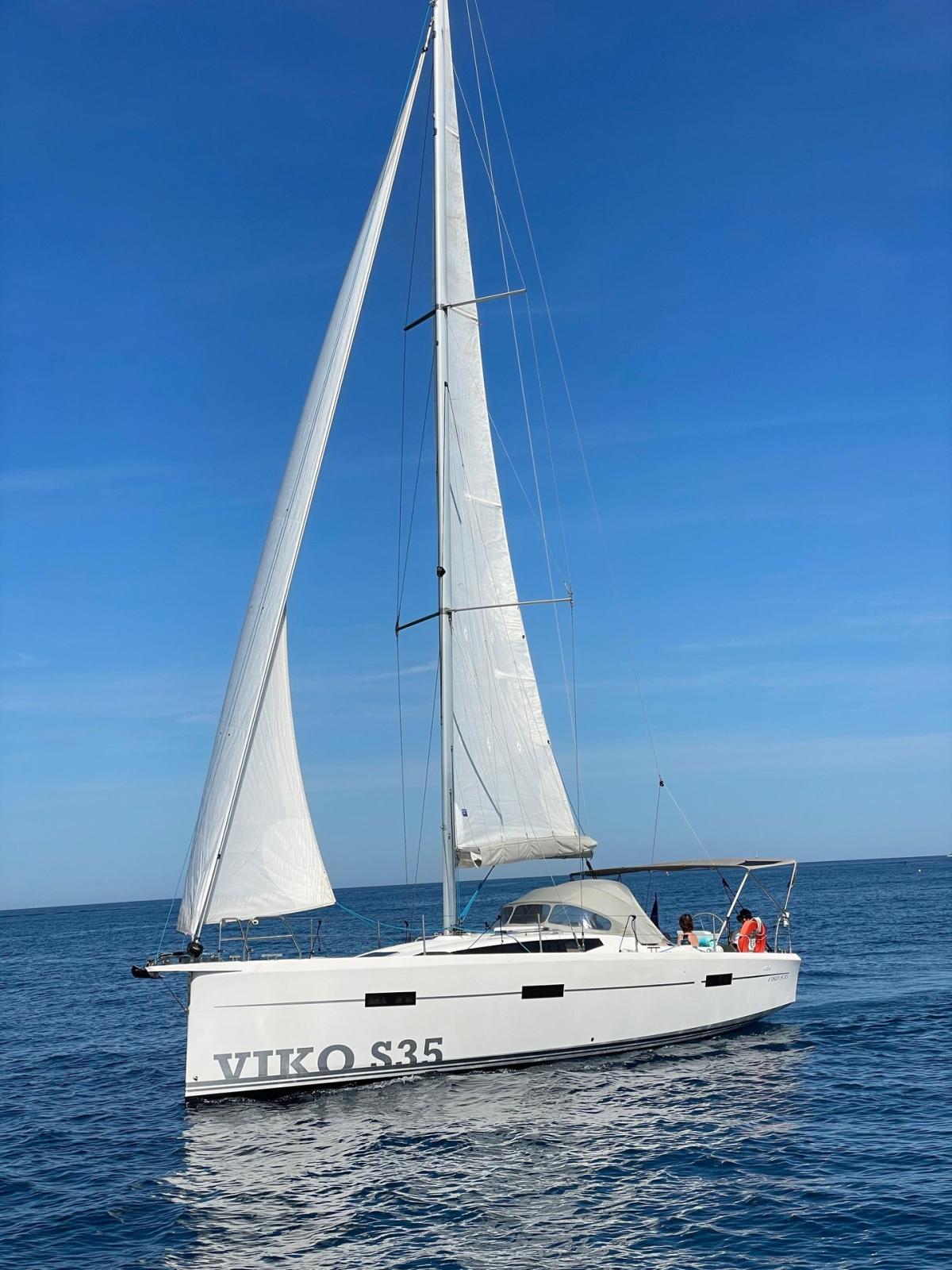 S35