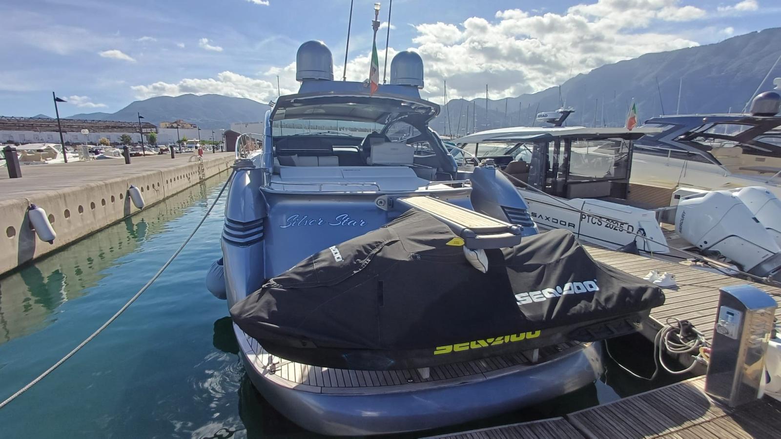 pershing 50'