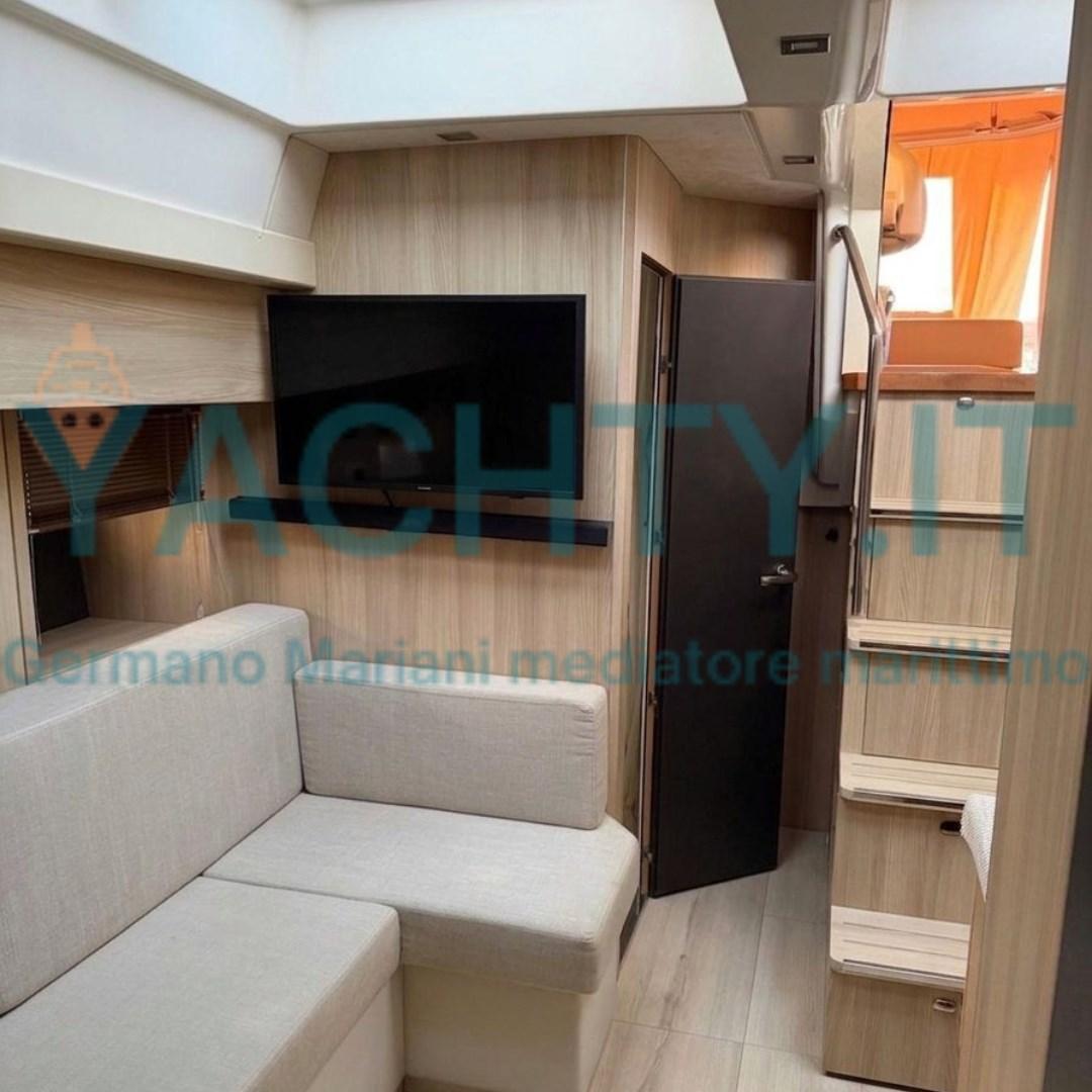 cranchi M44 ht