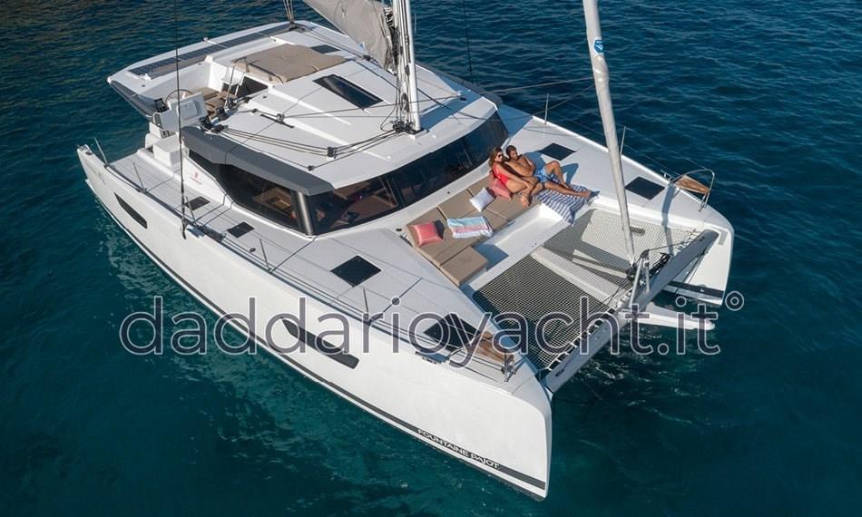 fountaine pajot Astréa 42