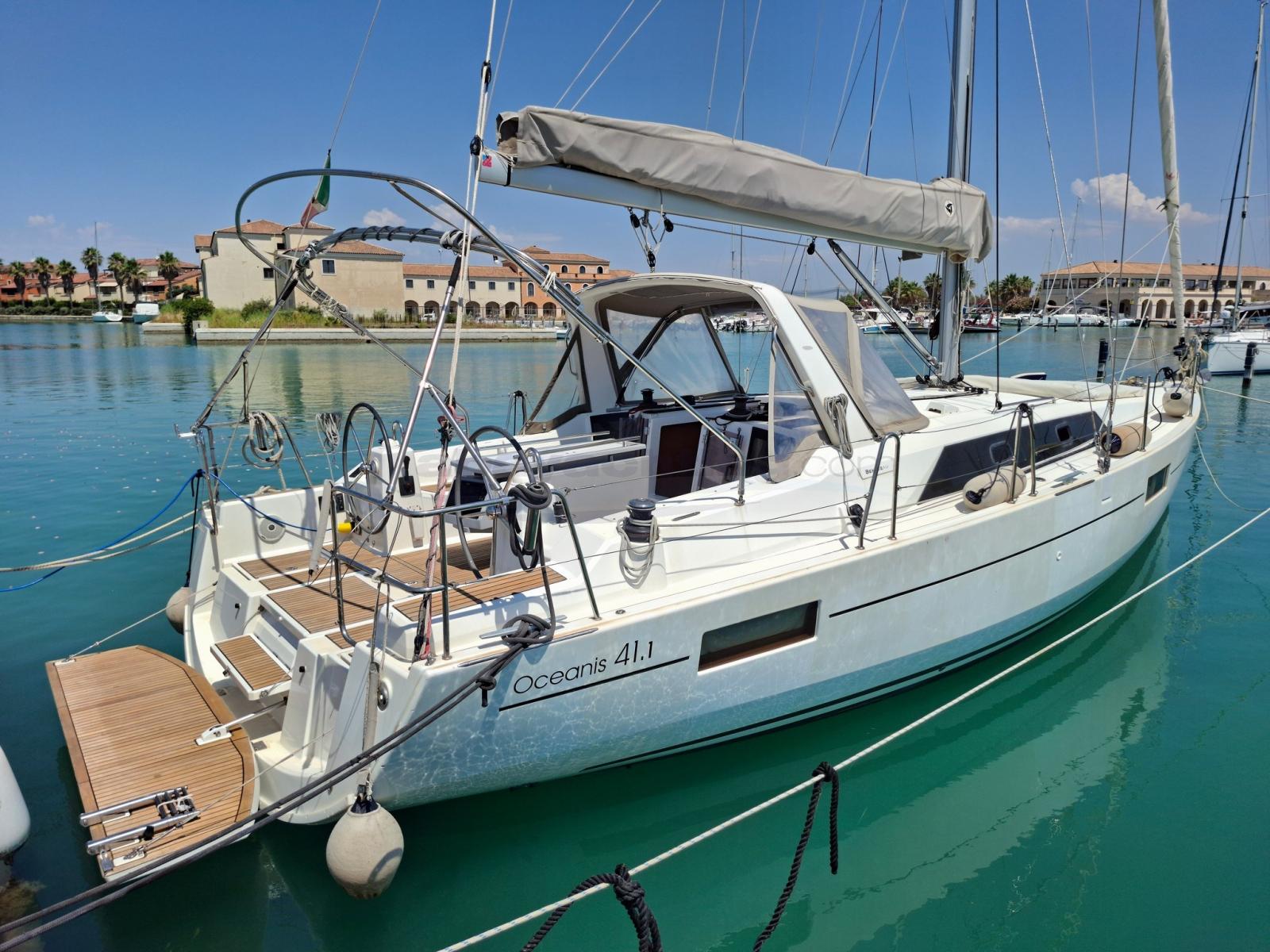 beneteau Oceanis 41.1