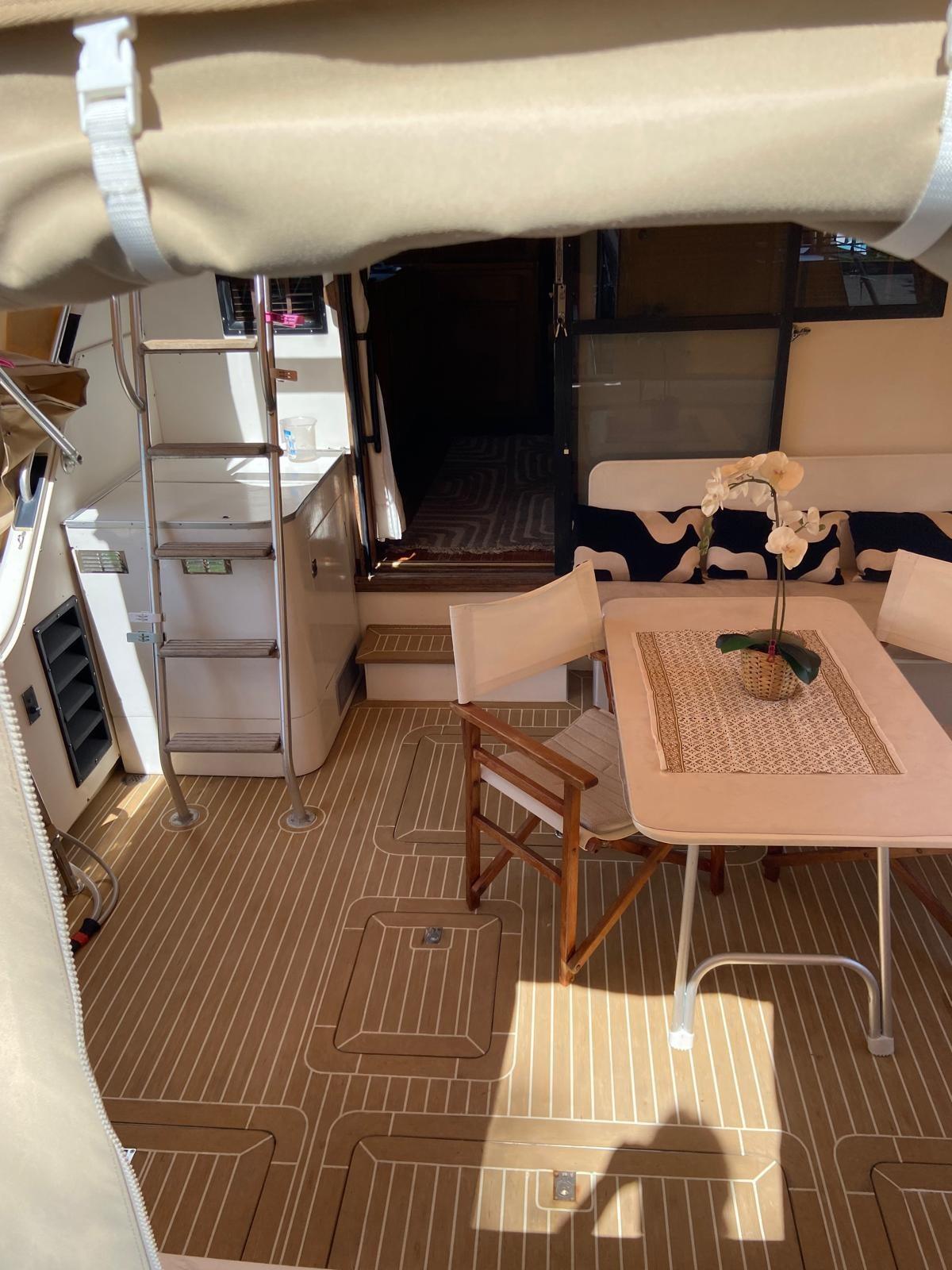 bertram yacht 37' convertible
