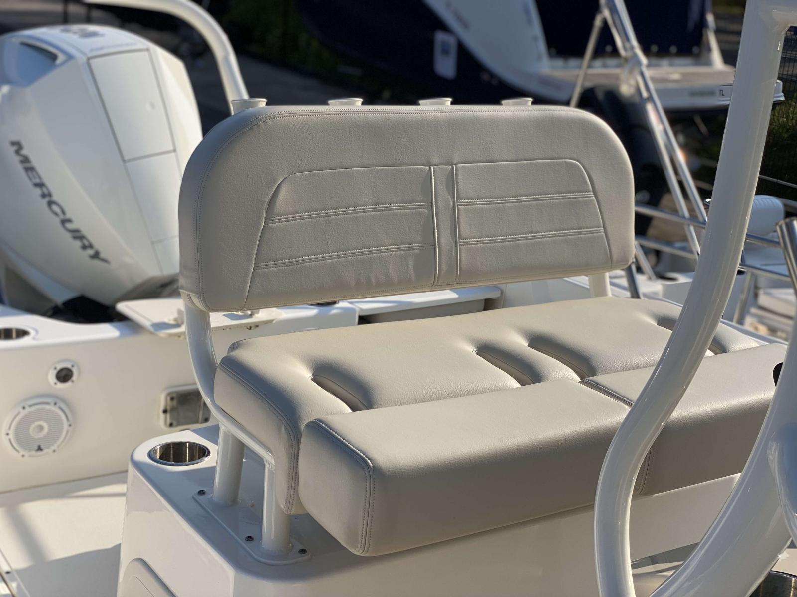 boston whaler 210 montauk
