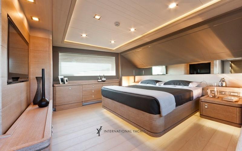 custom line Navetta 33 crescendo
