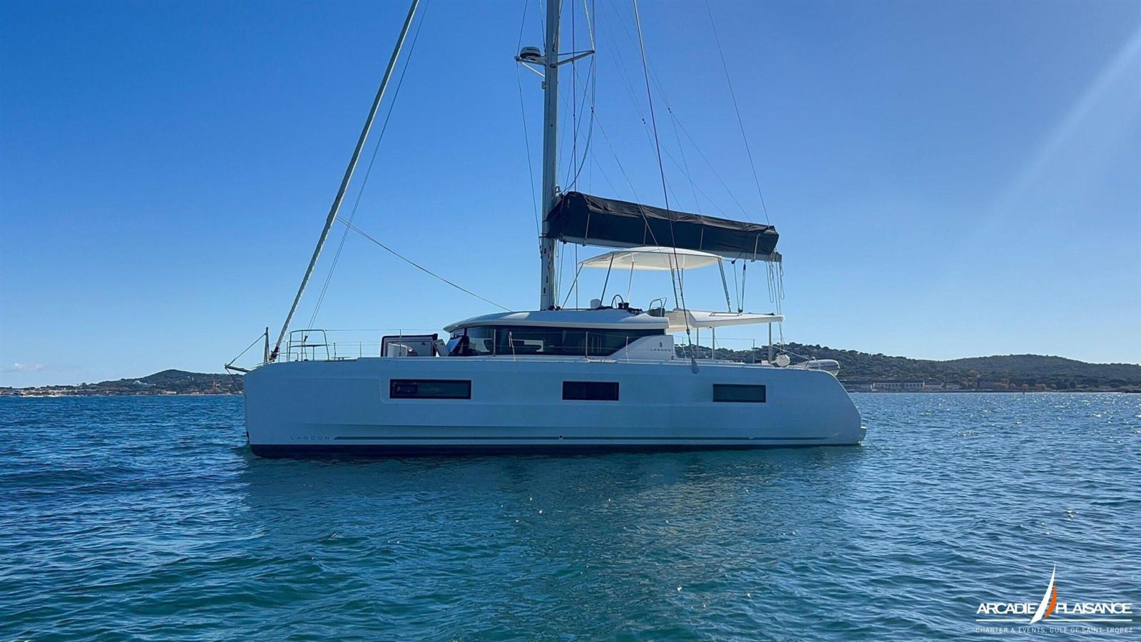 lagoon 46