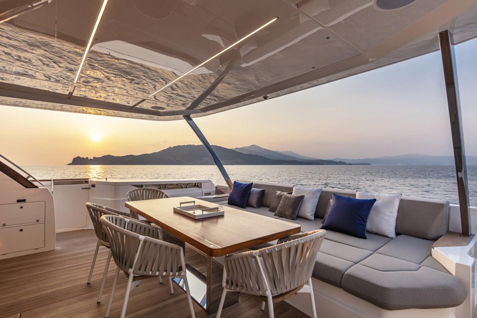 ferretti yachts 920 piola
