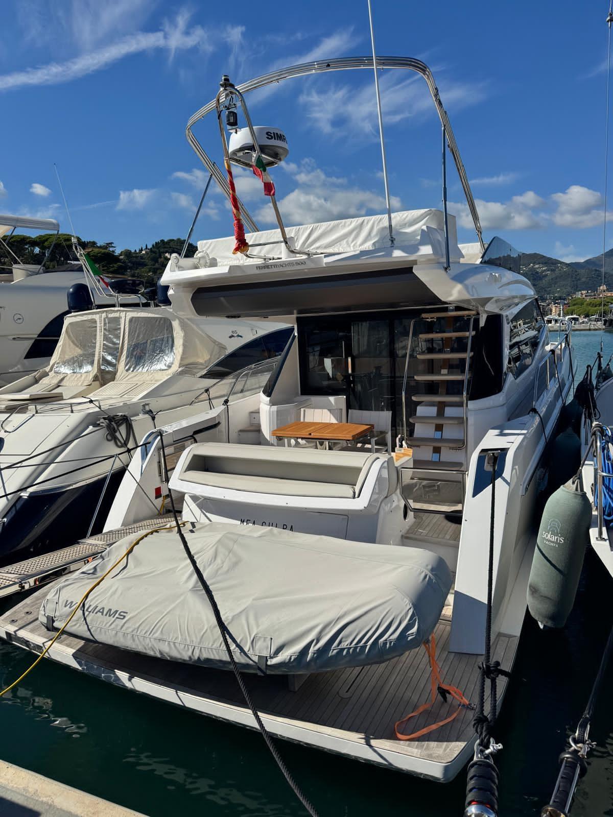ferretti yachts 500