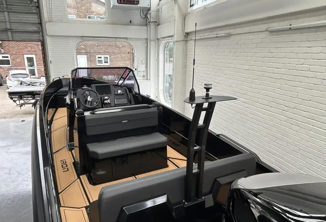 iron boats 827