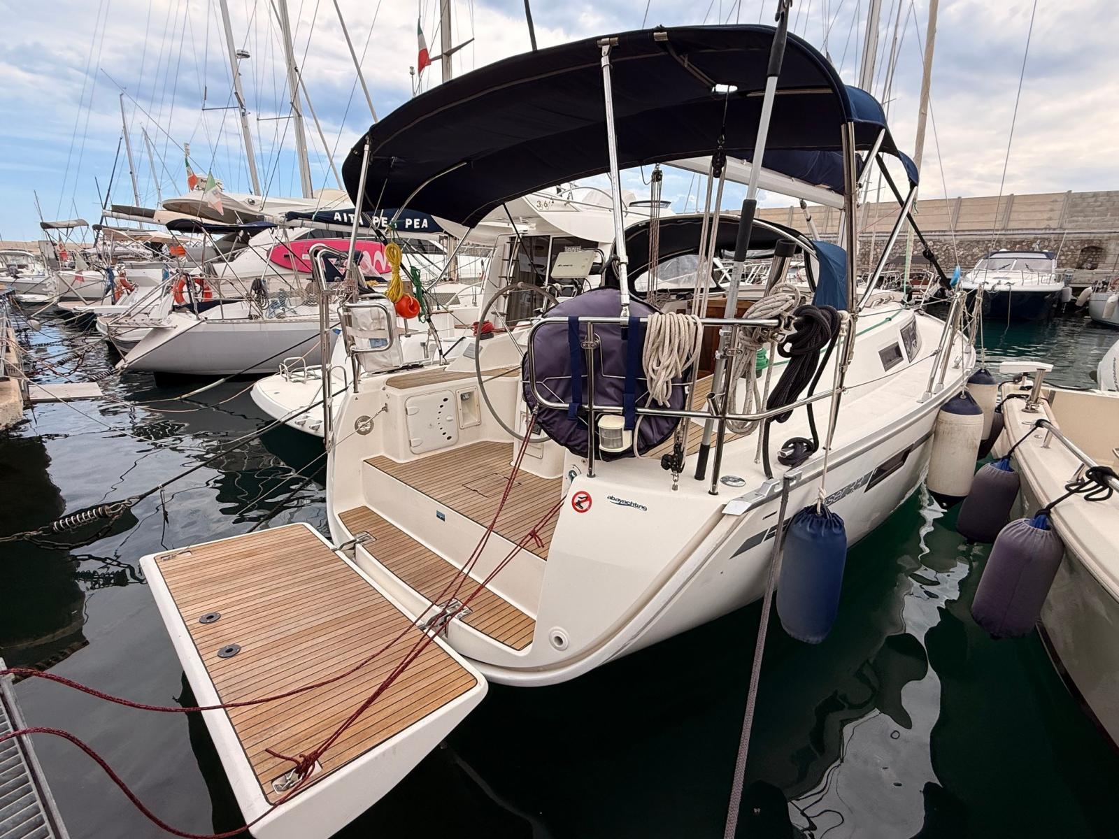 bavaria yachts 33 cruiser